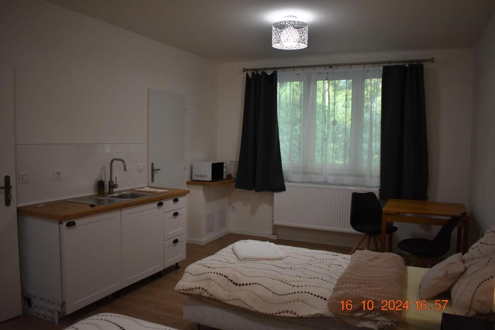 Flynnhouse Hotel Aš Buitenkant foto